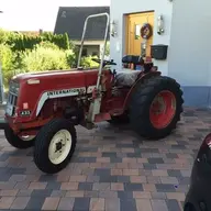 433 V
