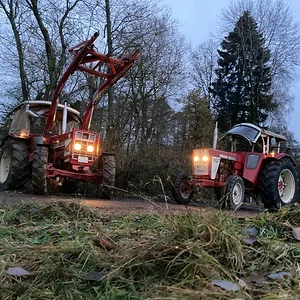 IHC 654 AS und IHC 724S