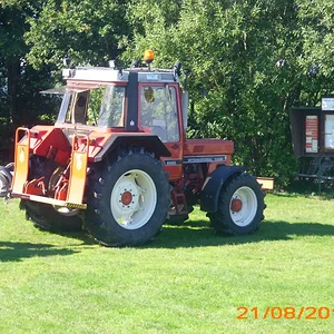 IHC 856 XLA