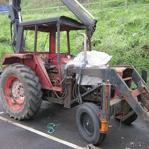 745 "Hafentraktor"