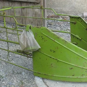 633A