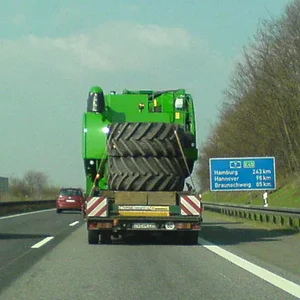 856