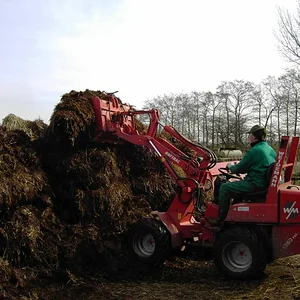 ausmisten mit unseren hoftrac