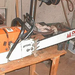 624+946