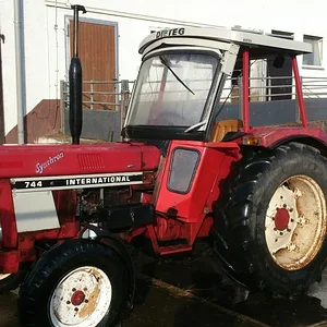 IHC 744