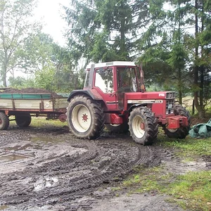 956 XL