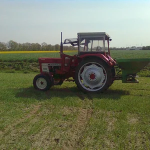 Düngerstreuen im Emsland