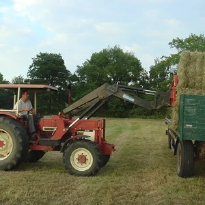 KR833