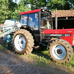 533