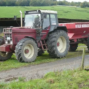 1255 mit 8to Kalkstreuer