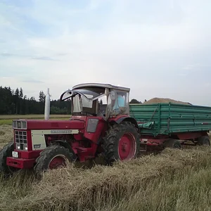 IHC 946 Dinkel dreschen