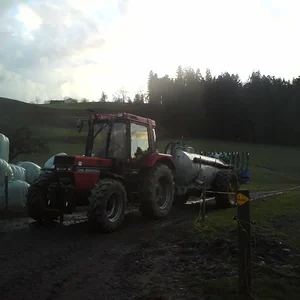Case 856XL mit Druckfass