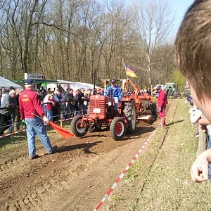 Tim mit dem D-326 beim ziehen