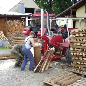 433 mit Eigenbau Holzspalter