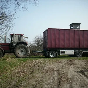 1455XL mit 40t  Hühnermist
