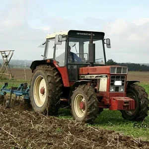 IHC 1246 mit Rabe Grubber