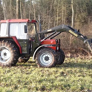 Case- IH833