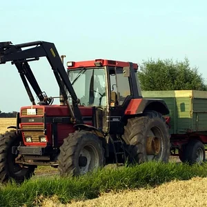 IHC CASE 1255XL