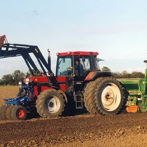 IHC CASE 1255XL