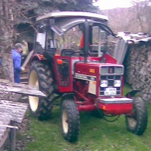Beim Holzaufladen