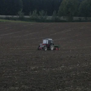 IHC 844 A beim Säen