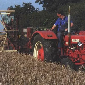 t323
