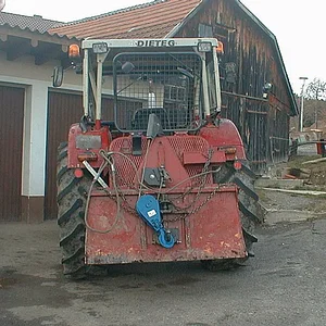 624+946