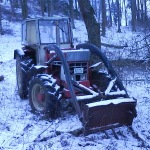 IHC 1046 mit Winde