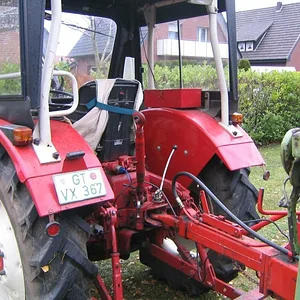 IHC 433 mit Diedam-Kipper