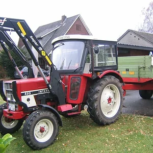 IHC 433 mit Diedam-Kipper