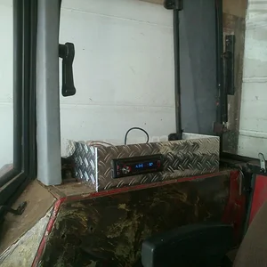 radiokiste auch fast fertig =)