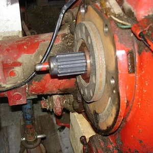 Welle mit MOLYKOTE G eingepins