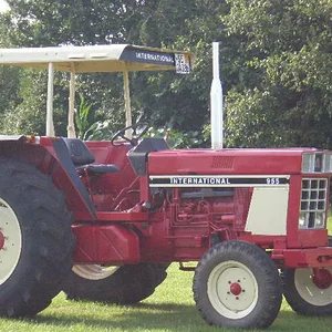 IH 955