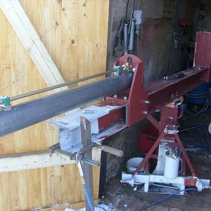 Holspalter im Rohbau