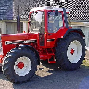 956 XL
