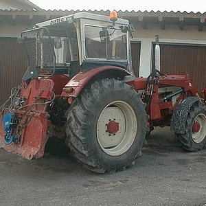 624+946