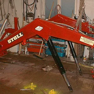 624+946