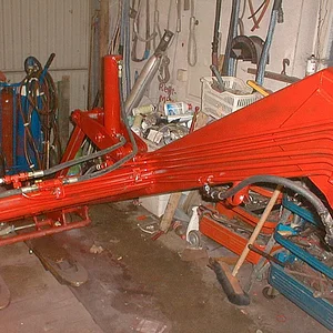 624+946