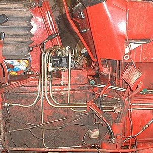 624+946