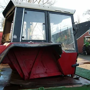 DE744