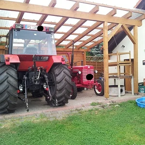 IH 833