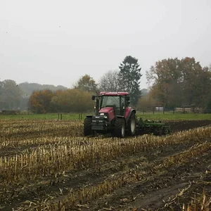 MXU 135