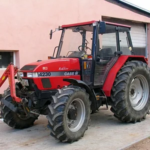 Case 4230 Exklusiv