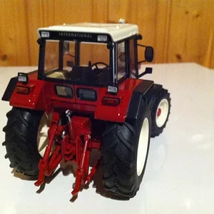 IHC 844 AS