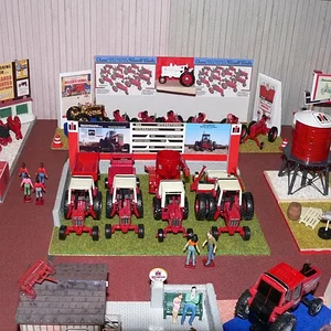 FARMALL - Museum 10