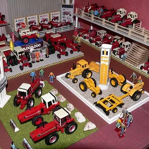 FARMALL - Museum 3
