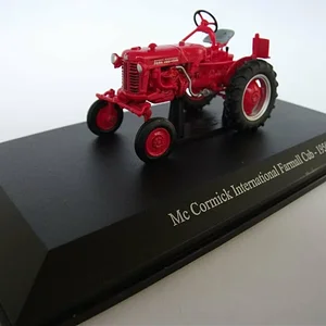 McCormick Farmall Cub (1/43)