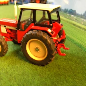 IHC 844 modell 3