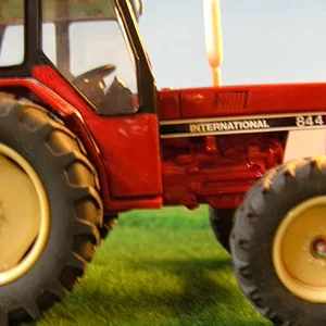 IHC 844 modell 2