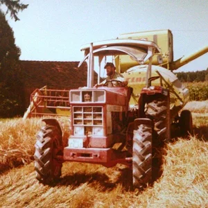 946 bei der Ernte 1978